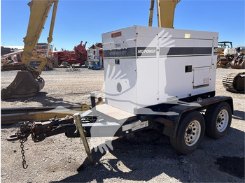 Generador industriale 2002 MULTIQUIP WHISPERWATT DCA45SSIU2 16491: foto 1