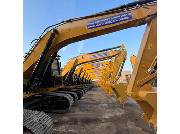 Excavadora CATERPILLAR 320D2