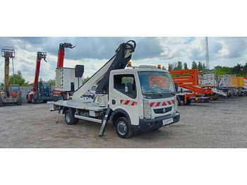 Camión con plataforma elevadora RENAULT Maxity