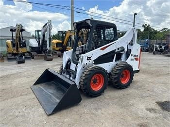 Minicargadora BOBCAT S590