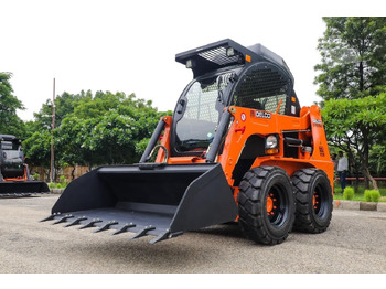 Minicargadora DELCO