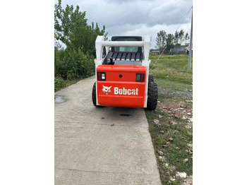 Minicargadora Bobcat S300: foto 5