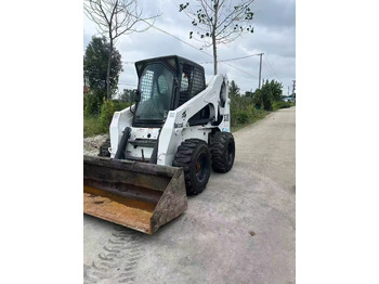 Minicargadora Bobcat S300: foto 4