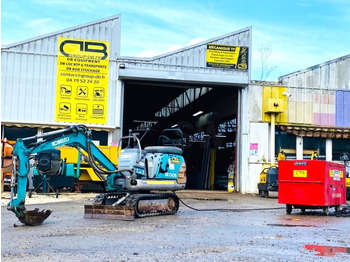 Miniexcavadora KOBELCO