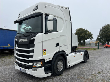 Camión SCANIA S 450