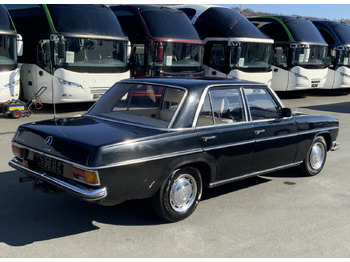 Coche Mercedes-Benz 200 D/8: foto 4
