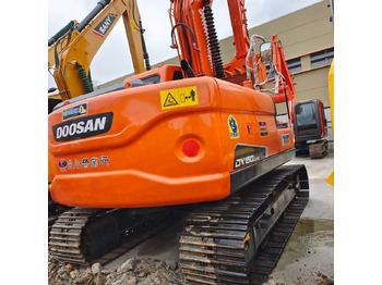 Excavadora de cadenas DOOSAN DH150LC-7