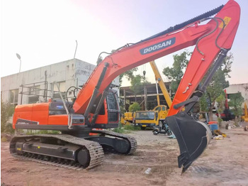 Excavadora de cadenas DOOSAN DX225LC