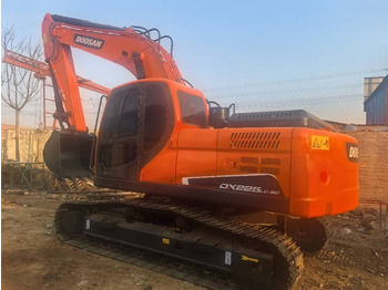 Excavadora de cadenas DOOSAN DX225LC