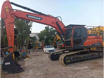 Excavadora de cadenas DOOSAN DX225LC