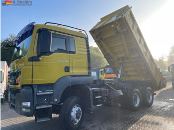 Camión volquete MAN TGS 26.480