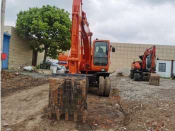 Excavadora de cadenas Doosan DH150W: foto 1