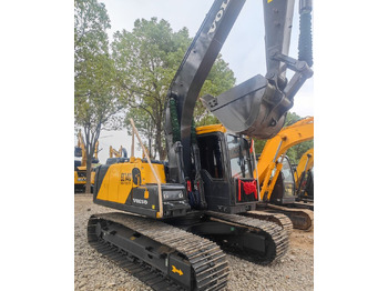 Excavadora de cadenas Volvo EC140DL: foto 3