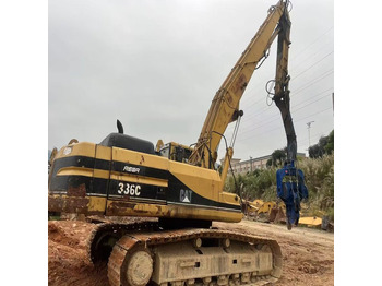 Excavadora de cadenas CATERPILLAR 330BL