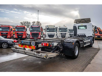 Camión portacontenedore/ Intercambiable Renault PREMIUM D WIDE 320 DXI: foto 3 Camión portacontenedore/ Intercambiable Renault PREMIUM D WIDE 320 DXI: foto 3