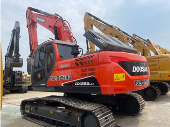 Excavadora de cadenas DOOSAN DX225LCA