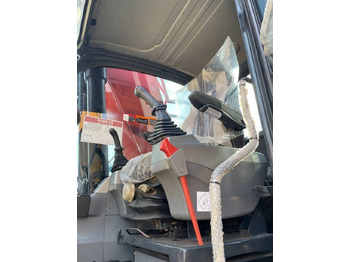 Excavadora de cadenas Doosan DX225LCA: foto 2