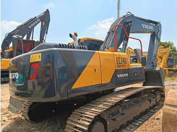 Excavadora de cadenas VOLVO EC240