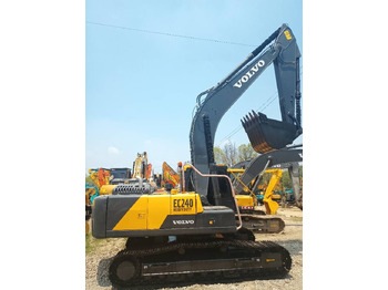 Excavadora de cadenas VOLVO EC240