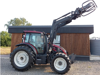 Tractor VALTRA