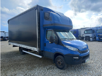 Furgoneta con lona IVECO Daily