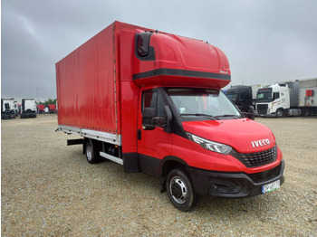 Furgoneta con lona IVECO Daily 50c18