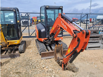 Miniexcavadora KUBOTA KX027-4