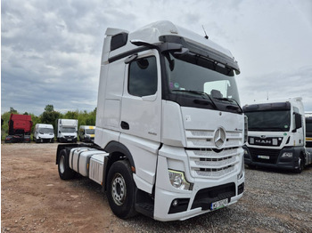 Cabeza tractora MERCEDES-BENZ Actros 1845