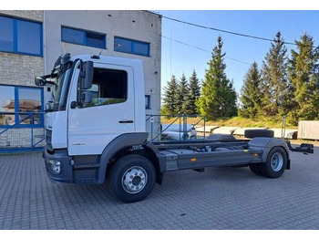 Camión chasis MERCEDES-BENZ Atego 1624