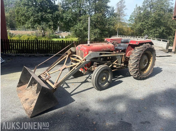 Tractor MASSEY FERGUSON 1000 series