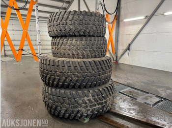 Maquinaria agrícola JOHN DEERE