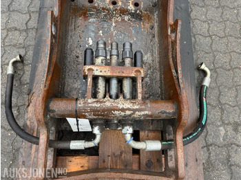 Implemento para Maquinaria de construcción S70 feste med OilQuick: foto 5