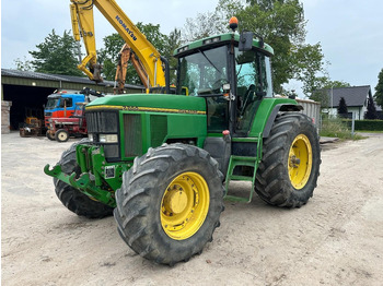 Tractor JOHN DEERE 7700