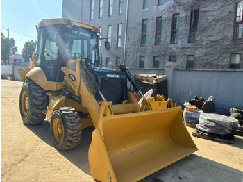 Retroexcavadora CATERPILLAR 420F