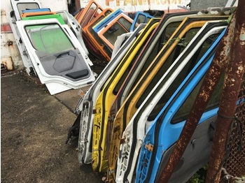 Puerta y piezas para Camión Usi cabina camion din dezmembrari: foto 5