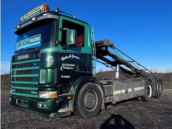 Camión con equipo de cable SCANIA R124