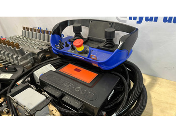 Remolque forestal nuevo Set Scanreco RC400 with Walvoil DPX100 Fassi, Effer, Atlas, Manitou: foto 3 Remolque forestal nuevo Set Scanreco RC400 with Walvoil DPX100 Fassi, Effer, Atlas, Manitou: foto 3