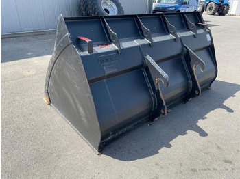 Cazo cargador nuevo LEICHTGUTSCHAUFEL NEW HOLLAND CASE: foto 2