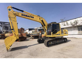 Excavadora de cadenas GOOD CONDITION USED Komatsu PC200-8  japanese used excavator for sale in shanghai yard: foto 2