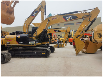 Excavadora CATERPILLAR 320D2