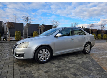 Sedan Volkswagen Jetta 2.0 TDI Sportline: foto 5