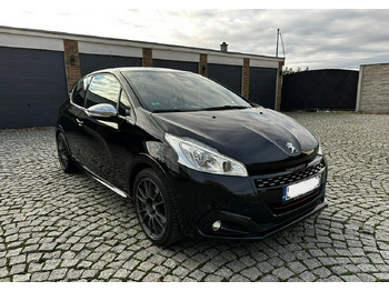 Hatchback PEUGEOT