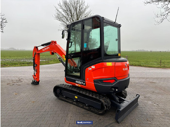 Miniexcavadora KUBOTA KX027-4