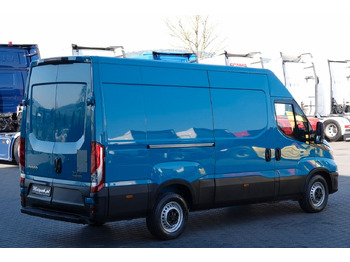 Furgón Iveco DAILY 2,3 D / BLASZAK / 2021 ROK / SPROWADZONY /: foto 4
