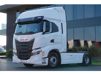 Cabeza tractora IVECO S-WAY