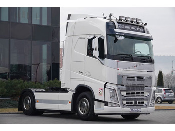 Cabeza tractora VOLVO FH 540