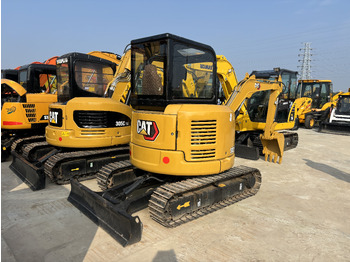 Miniexcavadora CATERPILLAR