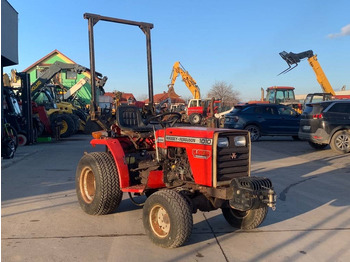 Tractor Massey Ferguson 1010: foto 2 Tractor Massey Ferguson 1010: foto 2