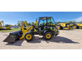 Cargadora de ruedas KOMATSU WA70