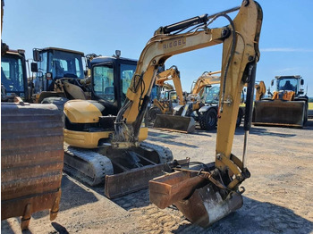 Excavadora de cadenas CAT 304CR: foto 2